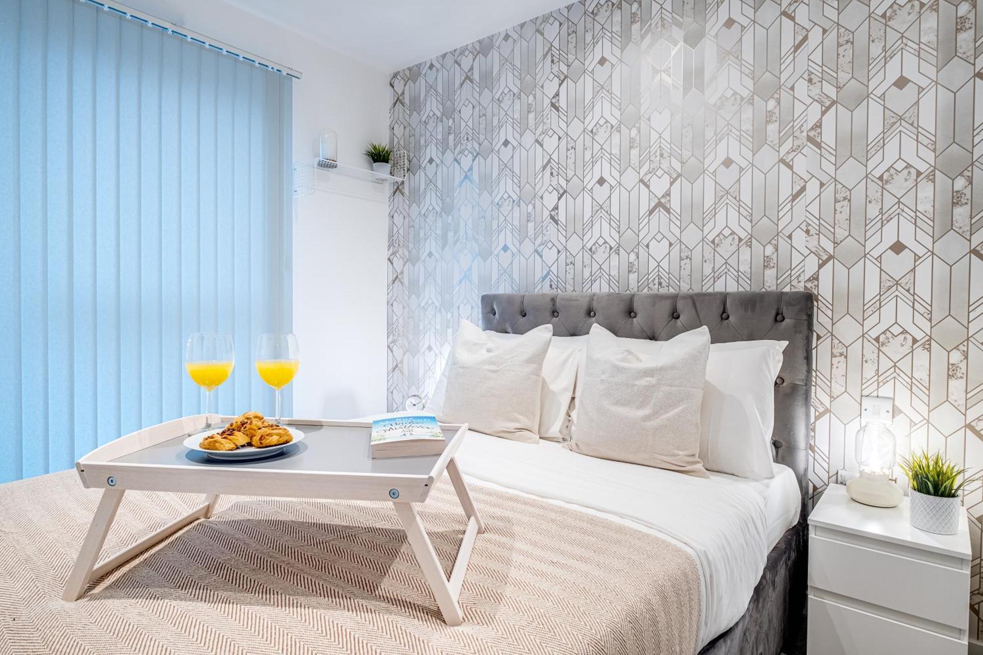 Pluxa Creme Opulence 5 Star Beautiful High End Apartment In Birmingham City Centre Exterior foto